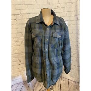 Legendary Whitetails Stretch Flannel Shirt Size Medium MD